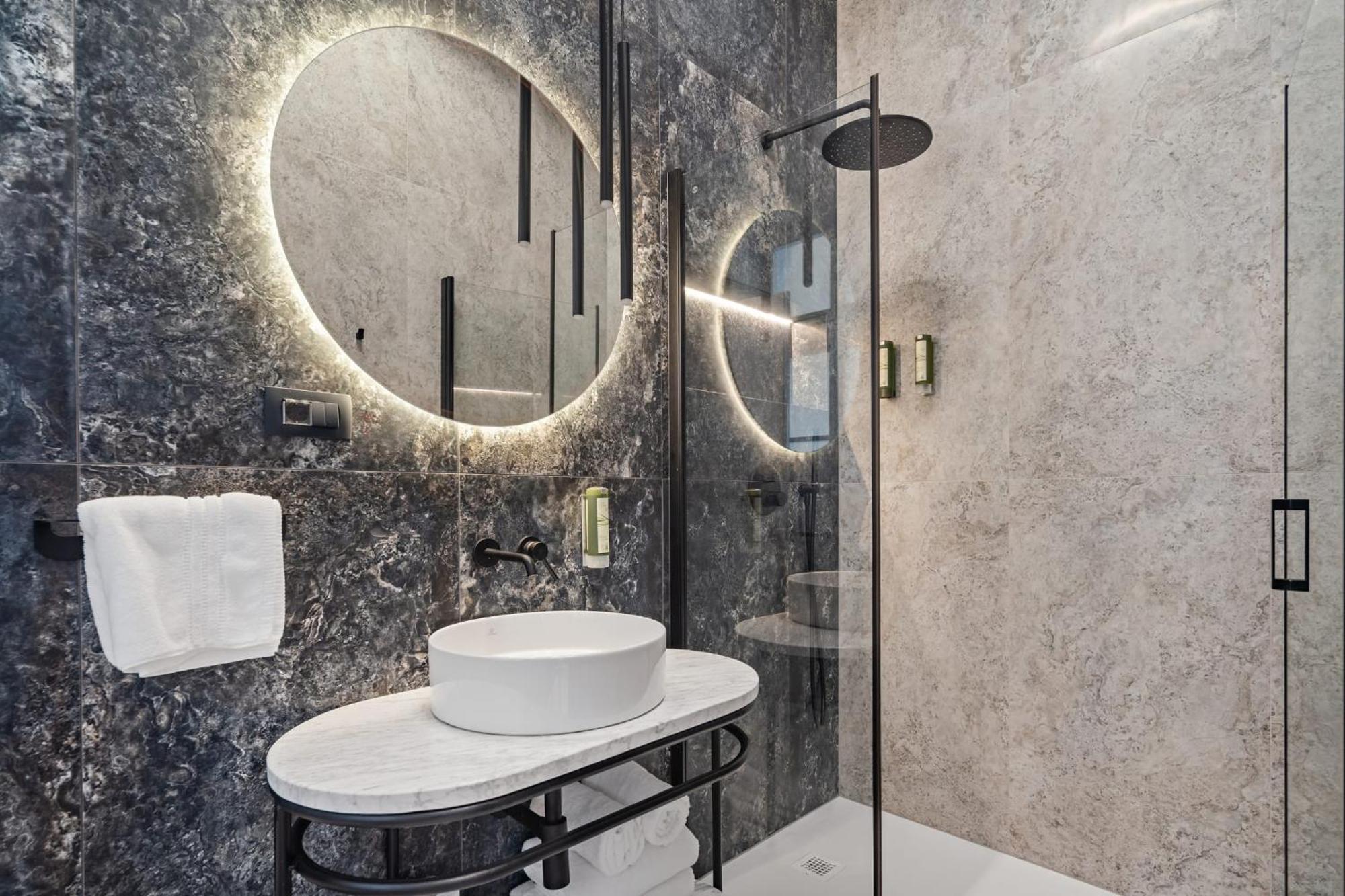 Monamel Luxury Suites Σπλιτ Εξωτερικό φωτογραφία